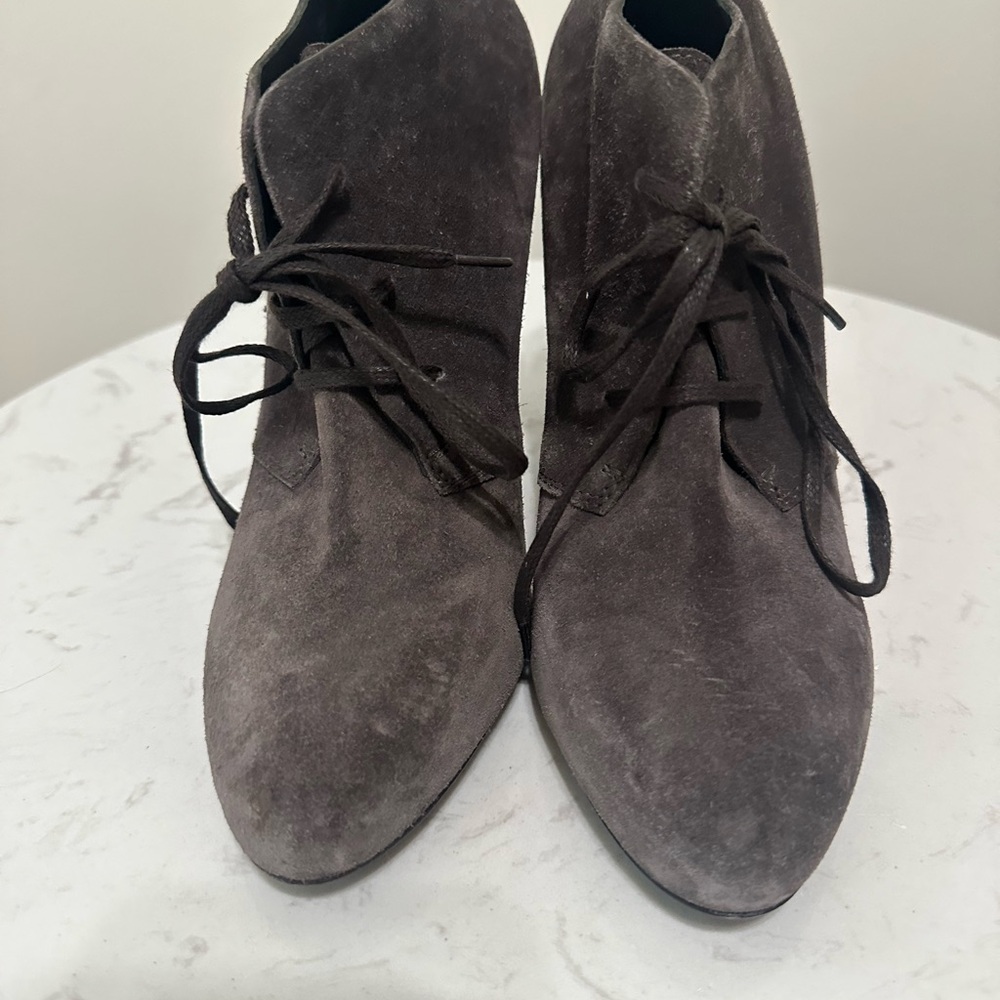 Yves Saint Laurent Gray Suede Lace-Up Desert Boots